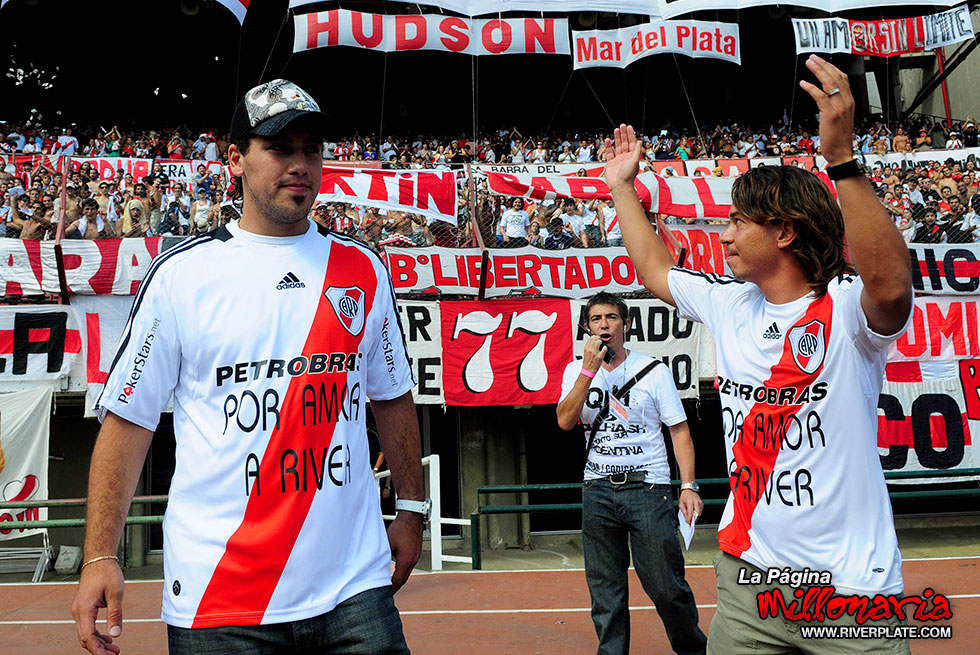 River Plate vs Colón Sta. Fé (CL 2009) 3